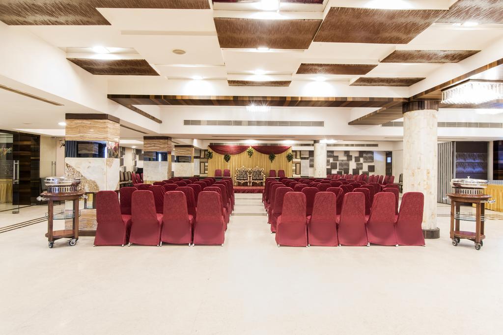 Hotel Inder residencia Ahmedabad Exterior foto